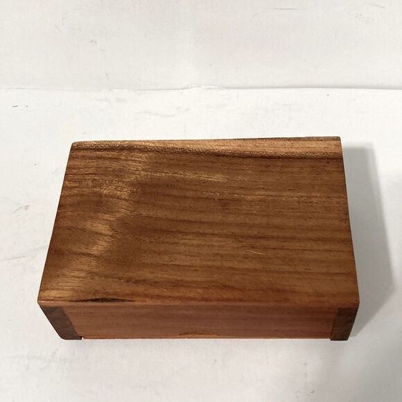 ELEPHANT Wooden Box with Tin Stamped Elephant Trees Grass 4.75 x 3.25 x 1.5 in - Picture 10 of 11